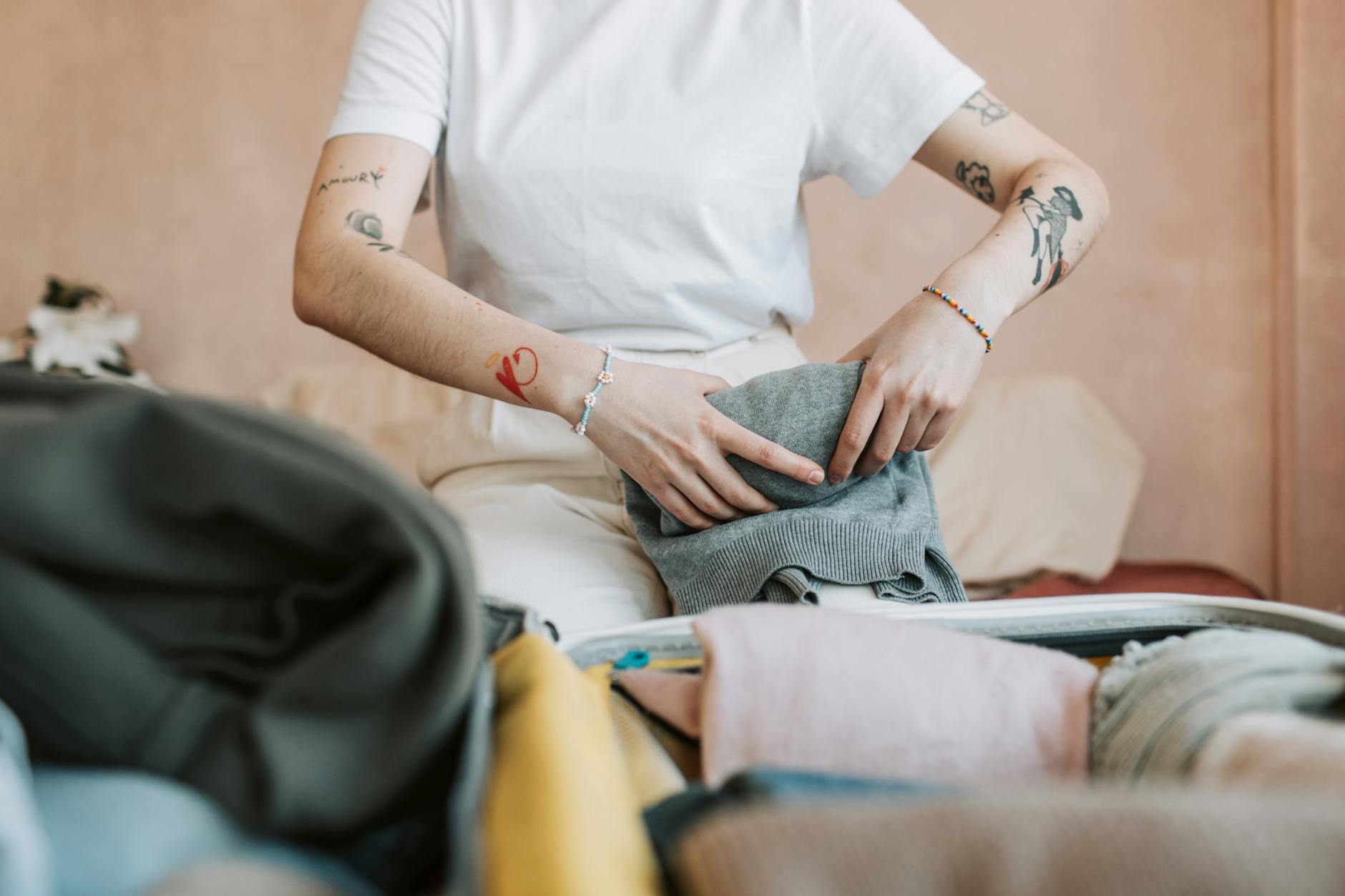 folding t-shirts technique