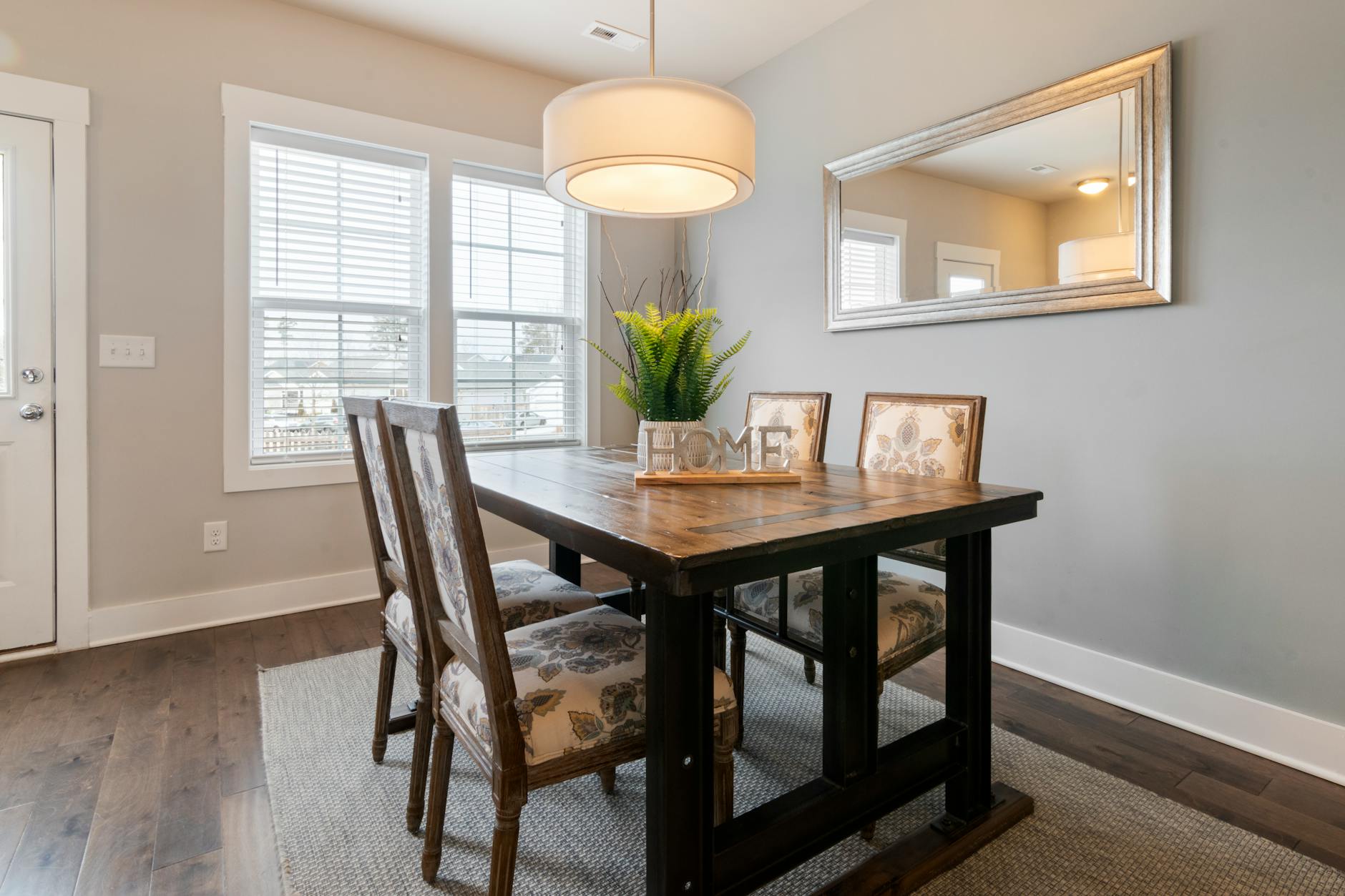 stylish dining area interior design