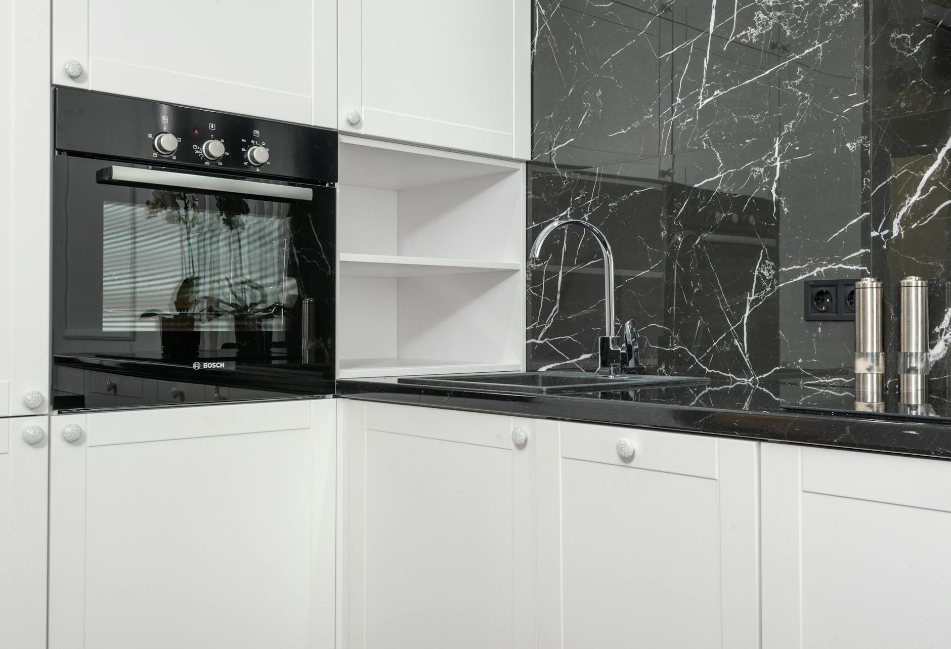 cleaning oven with natural ingredients