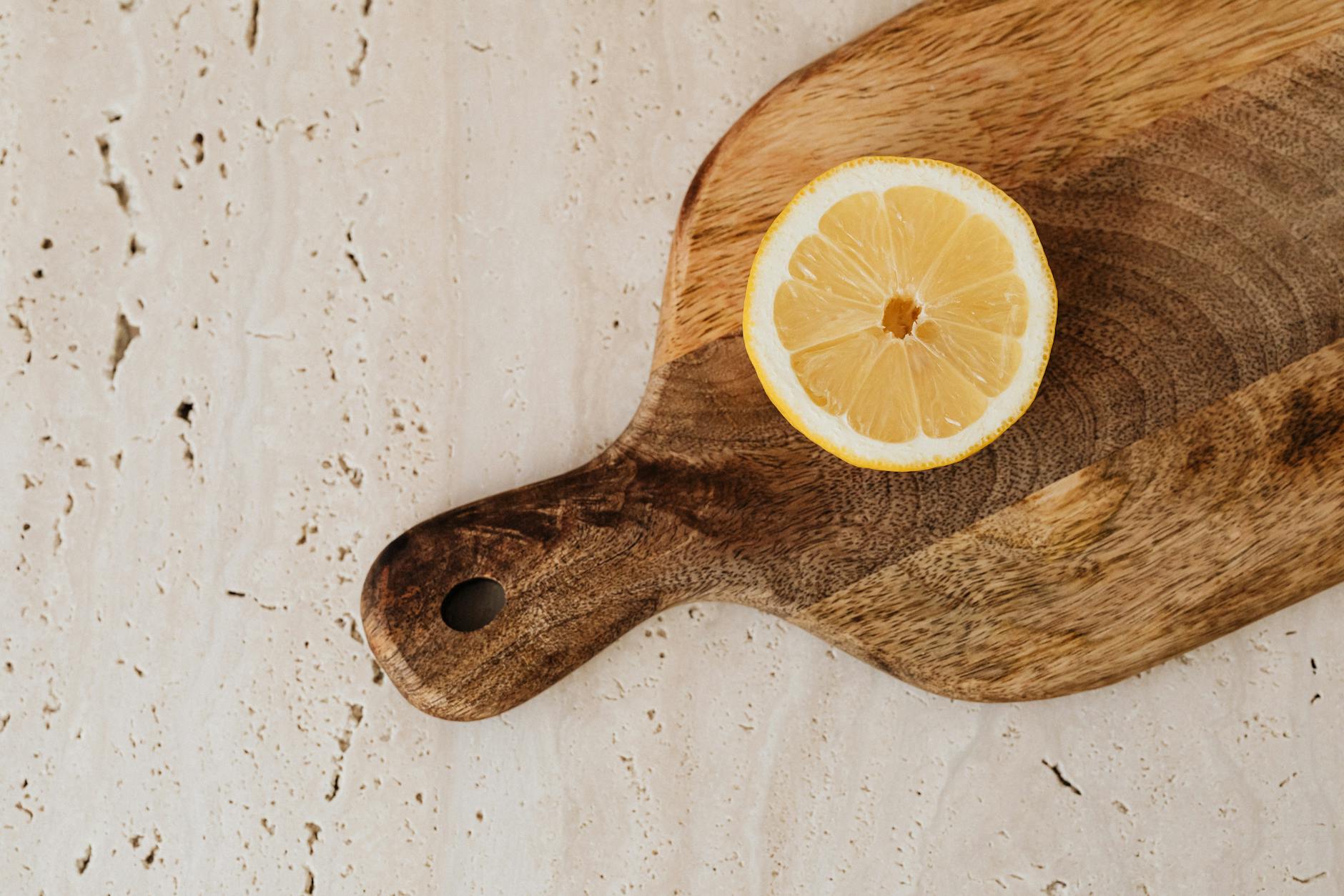 clean kitchen with citrus smells