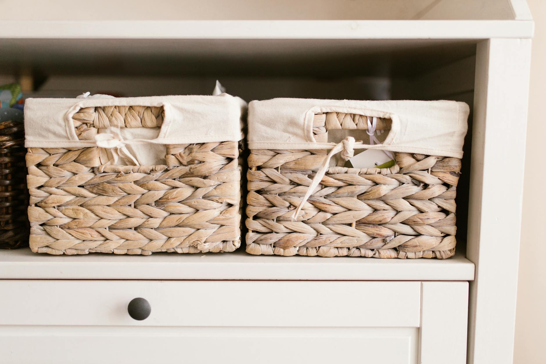 minimalist home organization