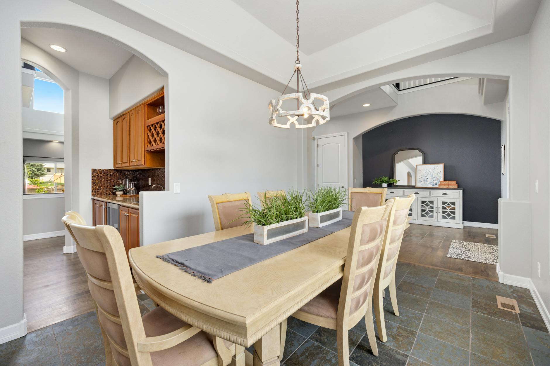luxury interior design dining room inspiration