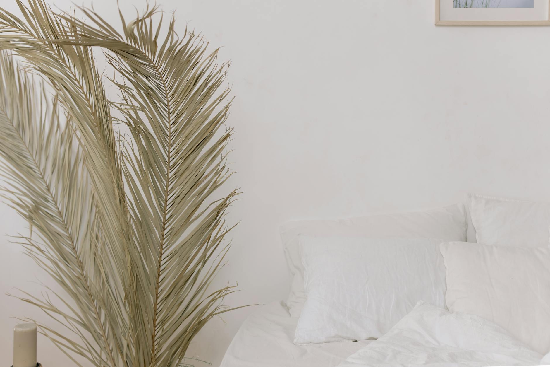 natural elements in bedroom design