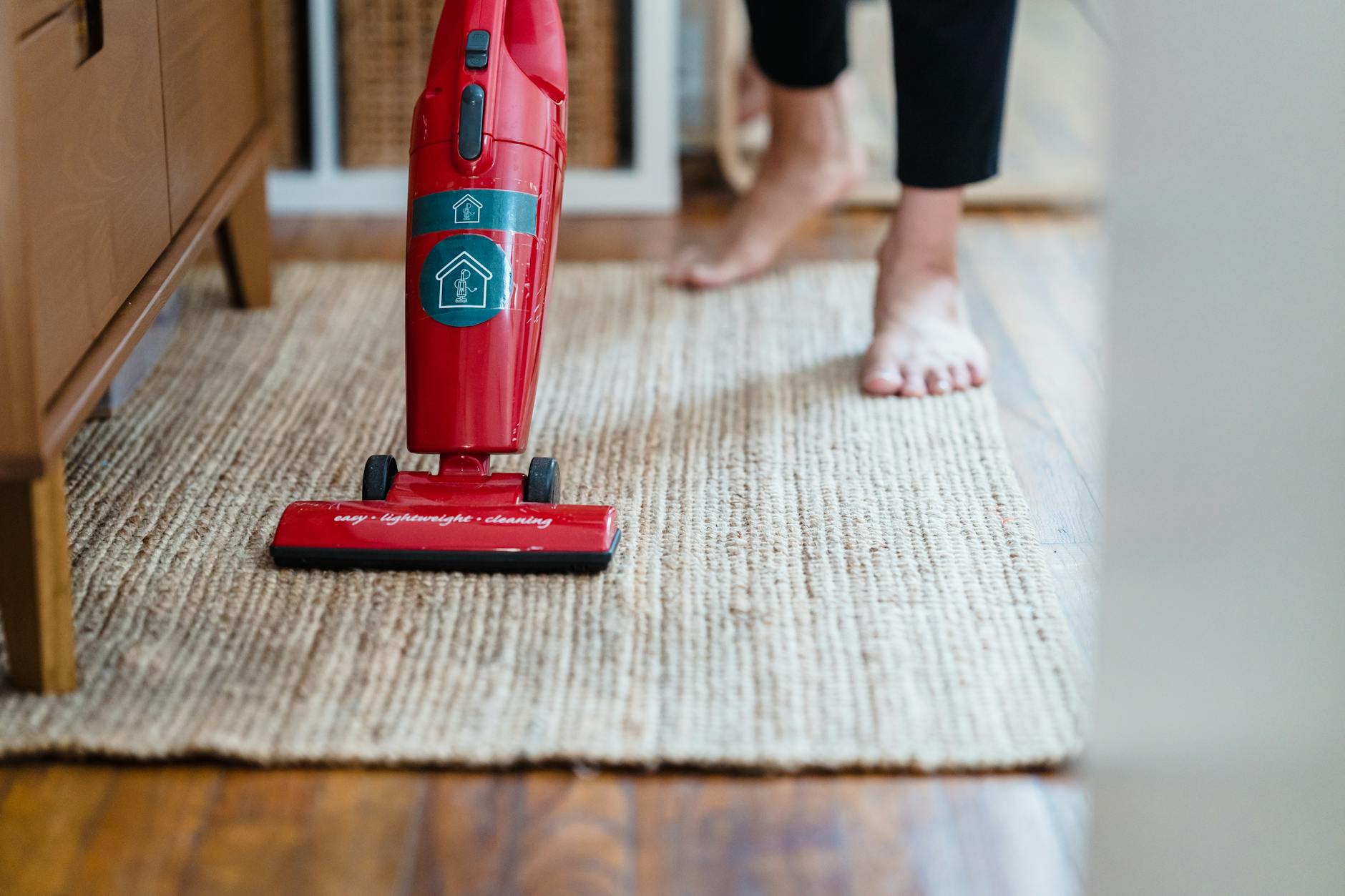 cleaning carpets at home