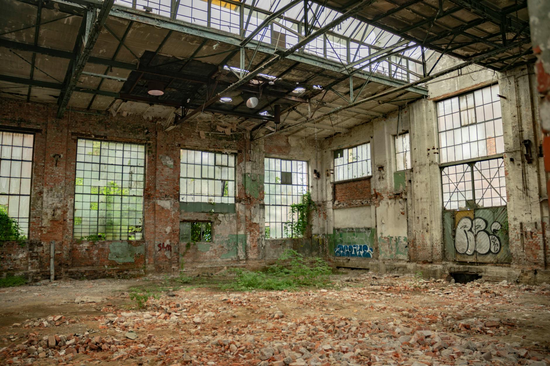 abandoned old brick building in a city