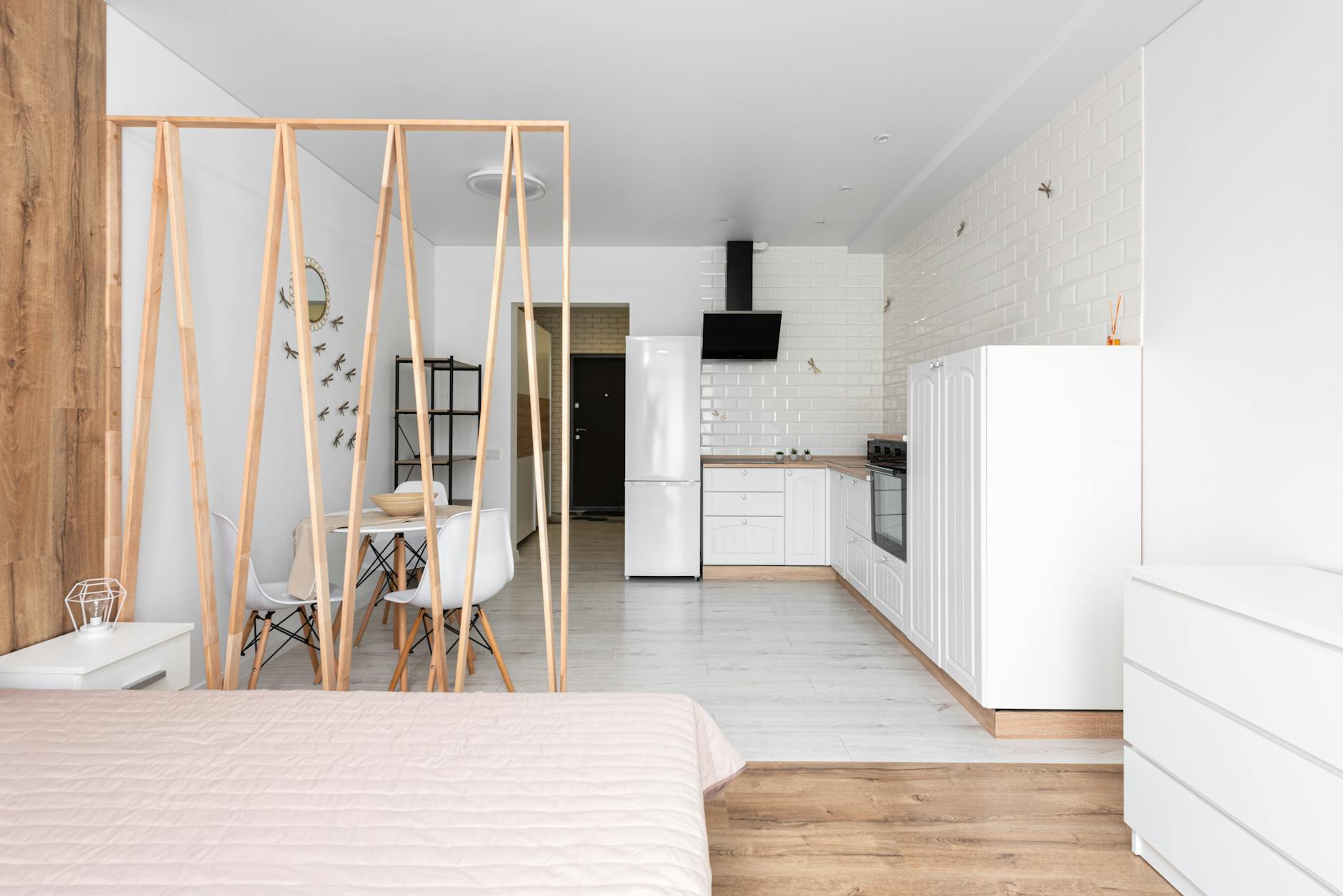 decluttering tips for small apartments
