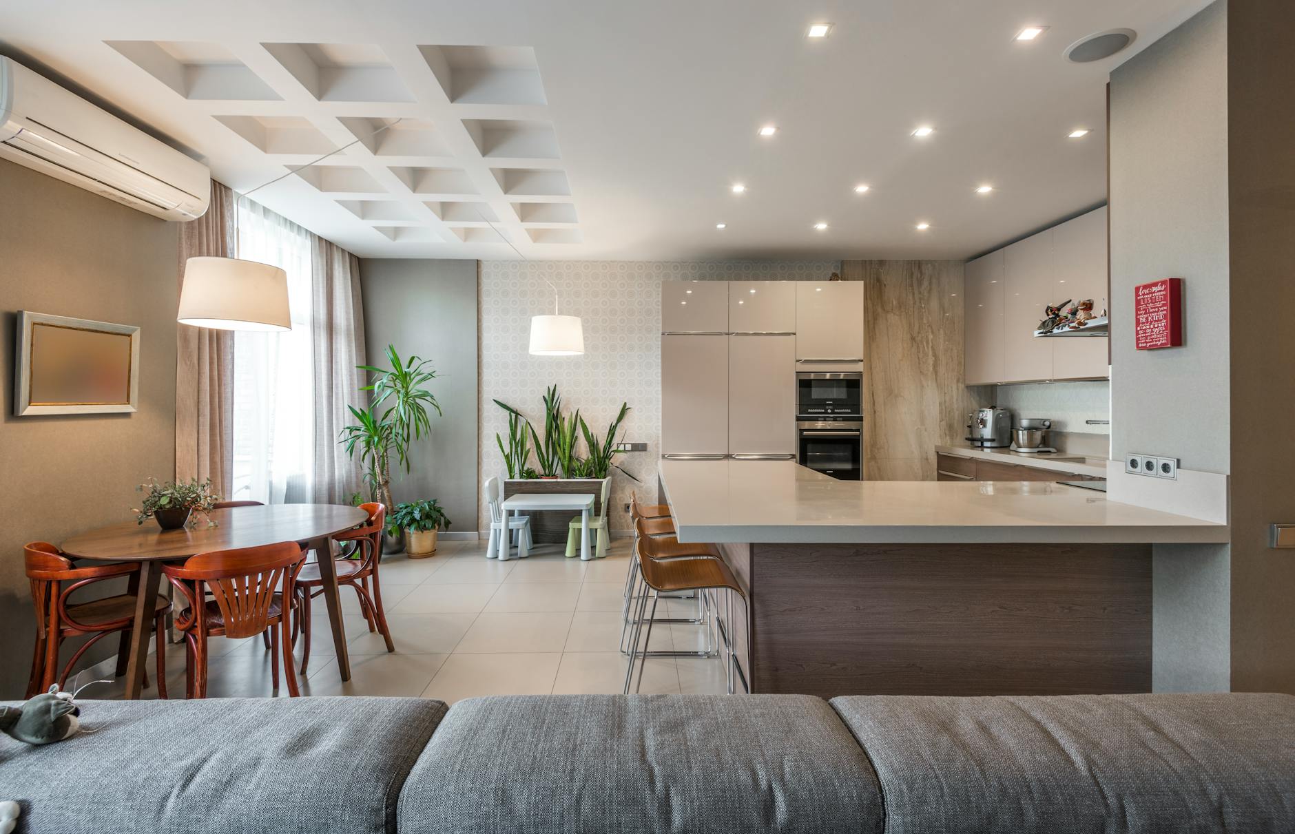 clean indoor air quality tips